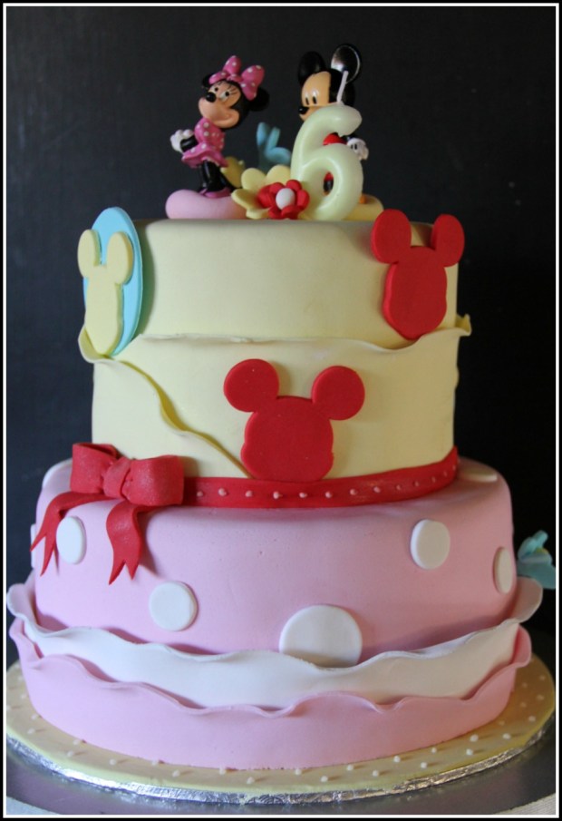 Minnie &amp; Mickey Mouse Cake